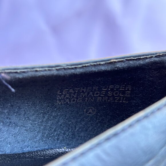 Etienne Aigner Navy Blue Leather Pumps - Picture 9 of 9